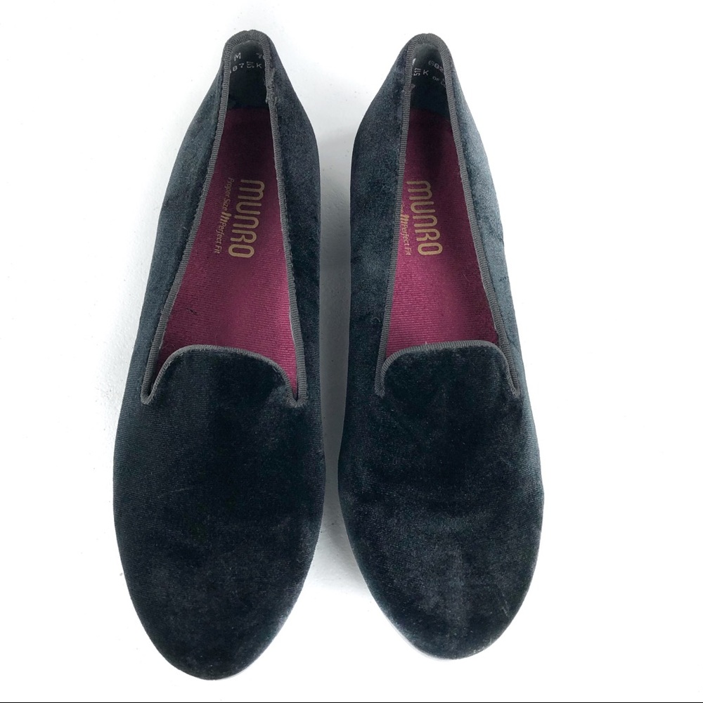 Munro American Perfect Fit Velvet Shoes Size 8M - Picture 2 of 8
